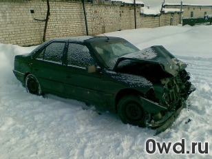 Битый автомобиль Peugeot 405