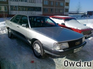 Битый автомобиль Audi 200