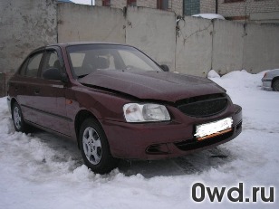 Битый автомобиль Hyundai Accent