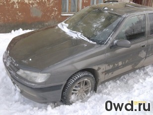 Битый автомобиль Peugeot 406