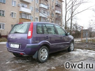 Битый автомобиль Ford Fusion