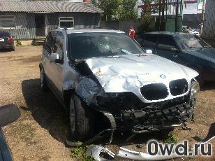 Битый автомобиль BMW X5