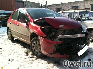 Битый автомобиль Peugeot 307