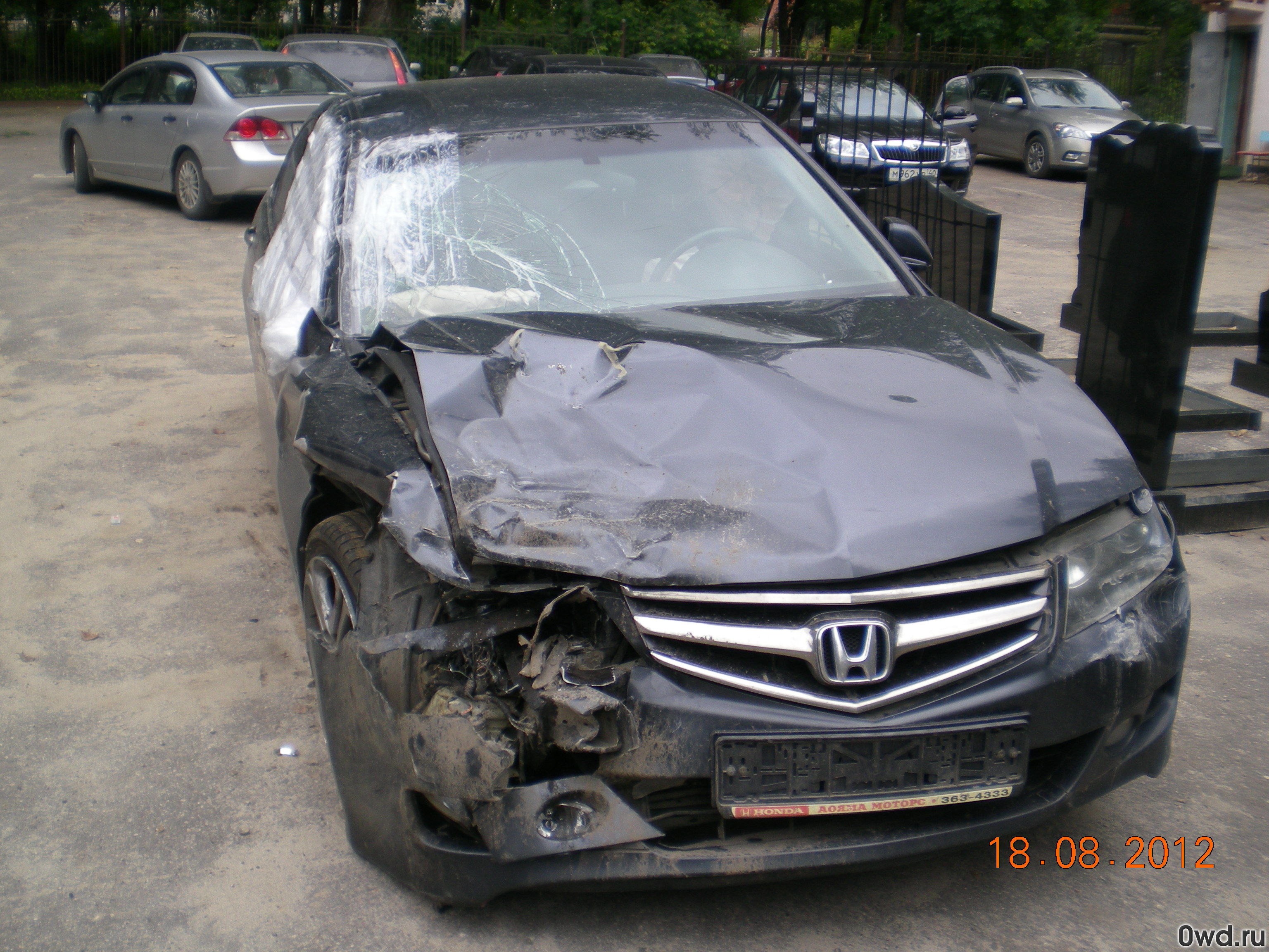 Битый автомобиль Honda Accord (2007) в Калуге